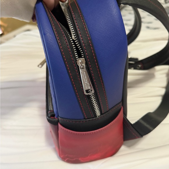 Loungefly Stranger Things Set - Picture 4 of 9